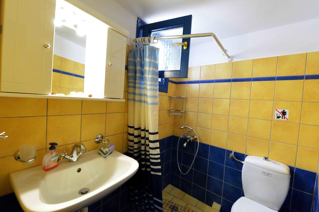 Kleo'S Guesthouse Éxo Goniá Exteriör bild